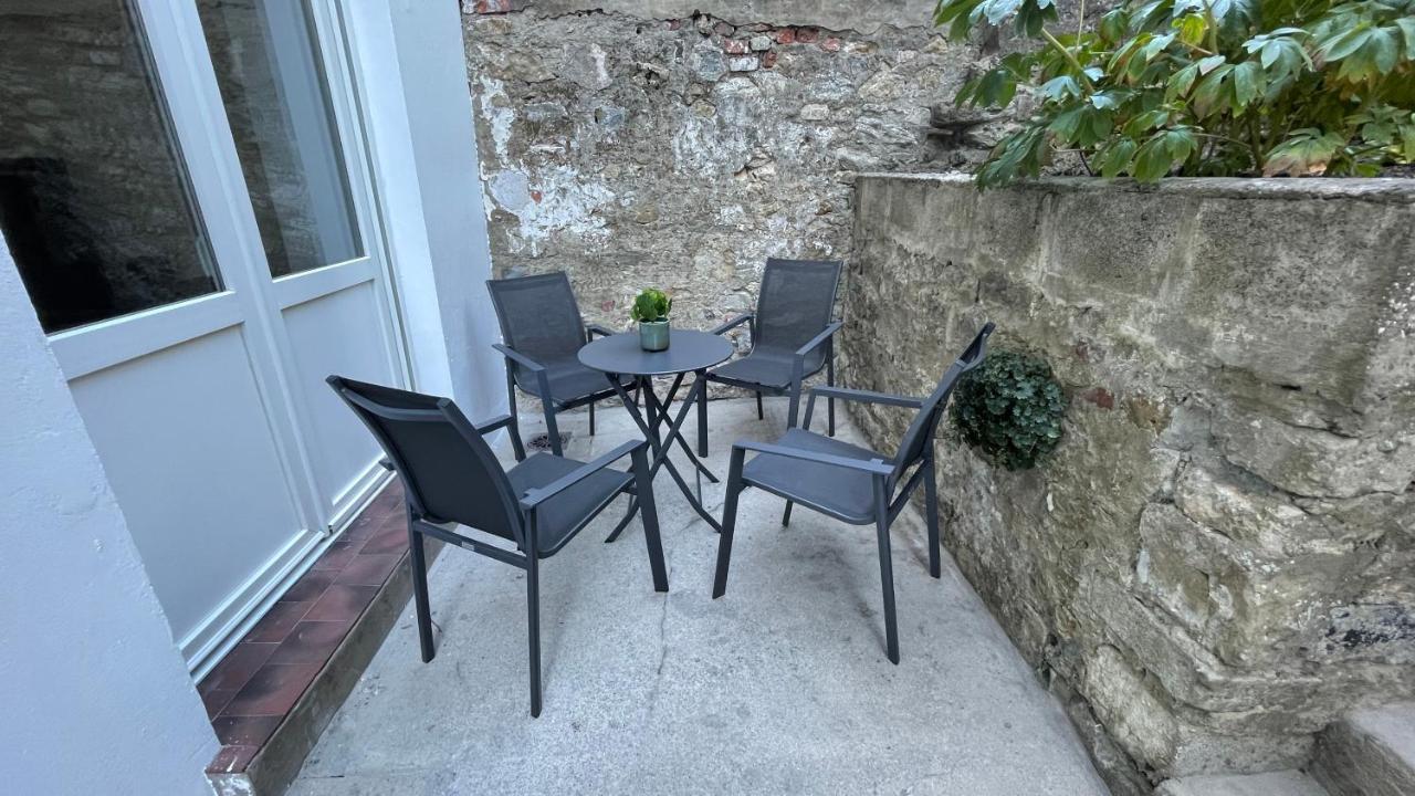 Au Jardin De La Basilique Leilighet Boulogne-sur-Mer Eksteriør bilde