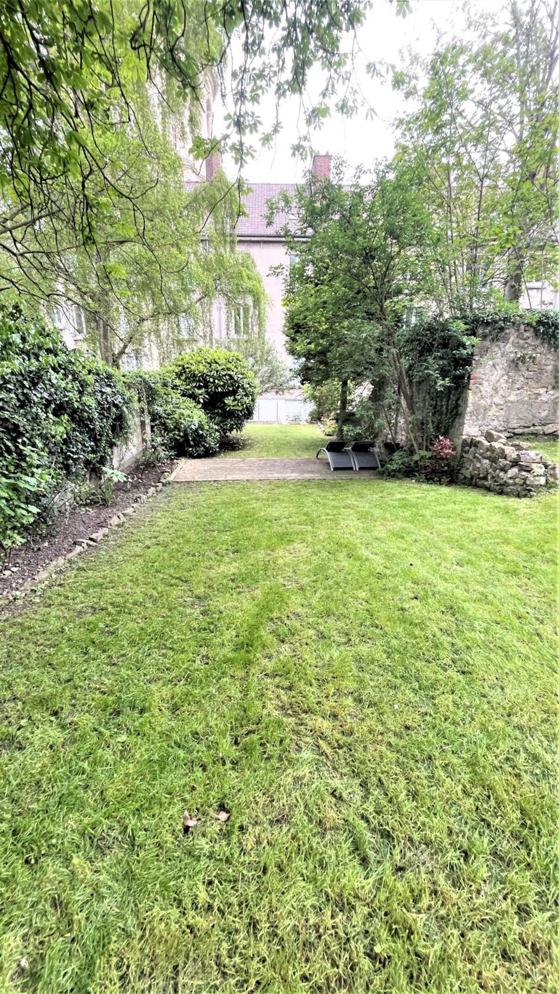 Au Jardin De La Basilique Leilighet Boulogne-sur-Mer Eksteriør bilde