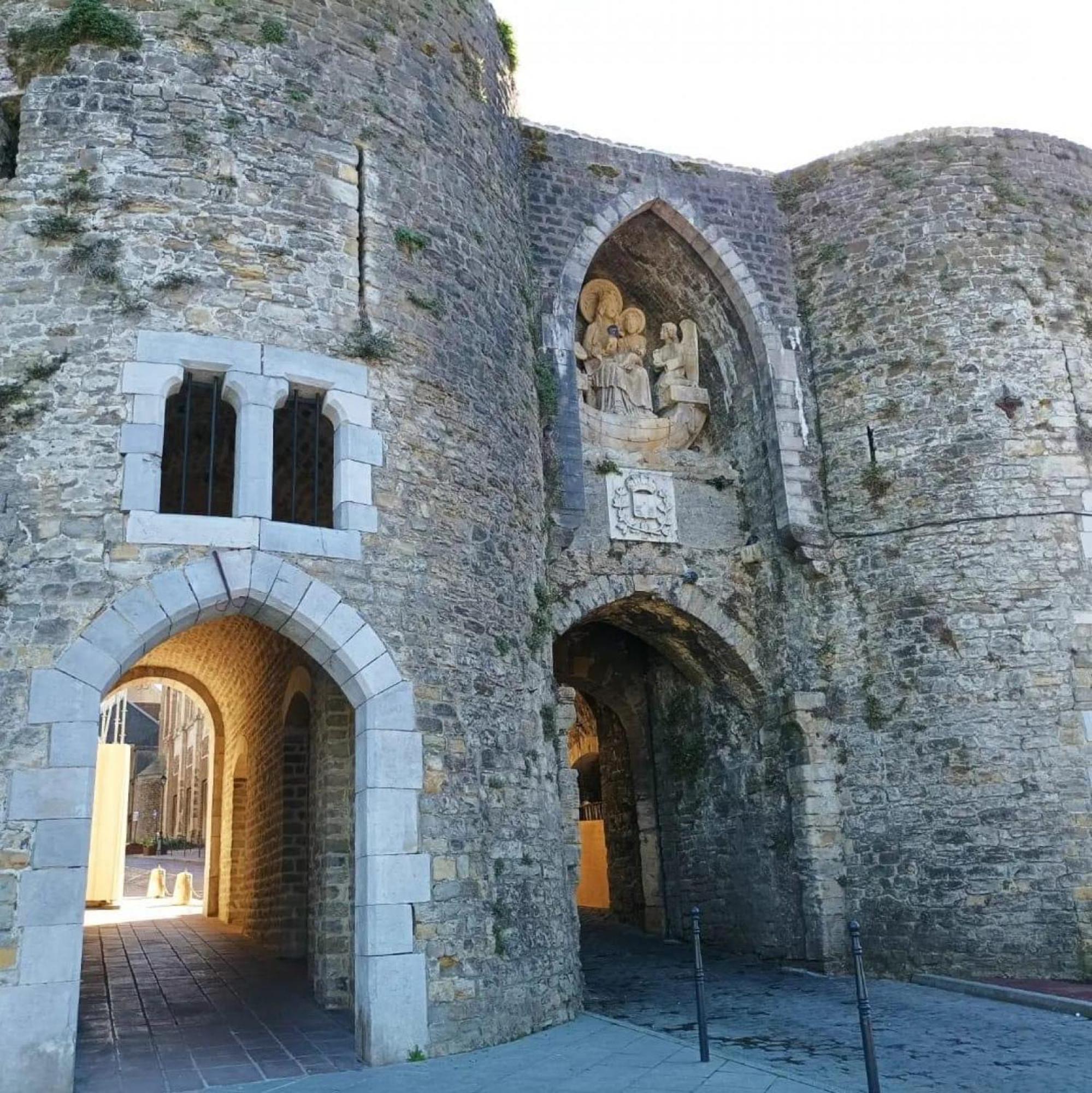 Au Jardin De La Basilique Leilighet Boulogne-sur-Mer Rom bilde